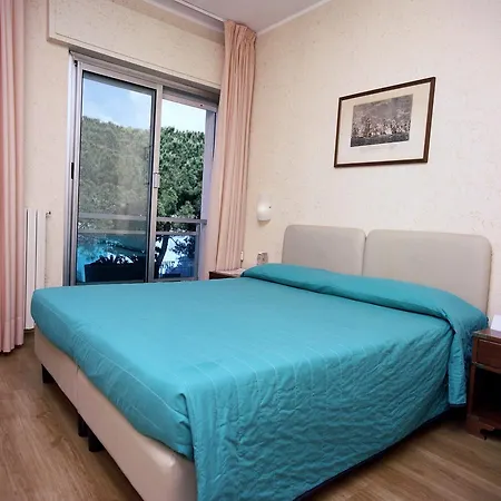Garden Lido شقة فندقية 3*